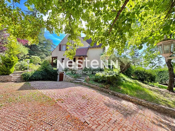 VAUHALLAN - Maison familiale à louer - 164 m² - 5 chambres - Terrain 1 505 m² - Vue dégagée sur les 