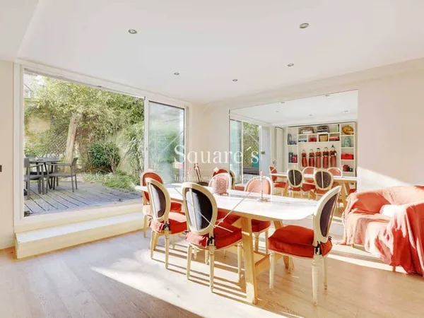 Maison 6 pièces 195 m²