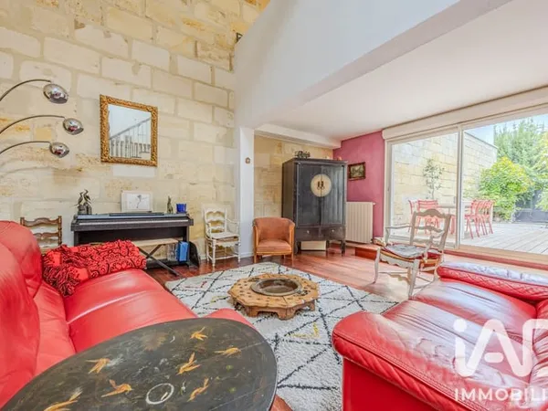 Maison 5 pièces 198 m²