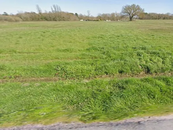 Terrain 2537 m²