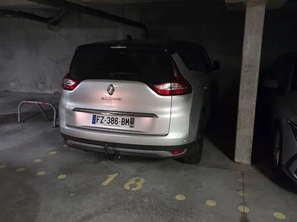 Parking couvert