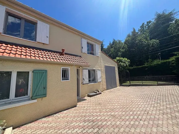 Maison de plain-pied 6 pièces 103 m²