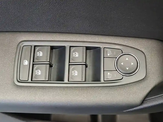 Renault Captur e-tech 145 - 21 — photo 30