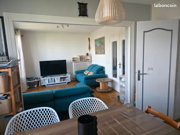 Appartement lumineux meublée