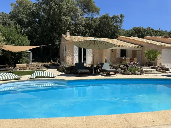 Loue villa 100m² 3 chambres, piscine, garage