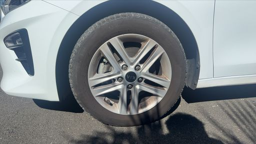 Kia Ceed 1.6 CRDi 136 - Active – 2021 – 61483 km – Diesel – Boîte Manuelle — photo 9