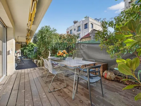 Appartement 5 pièces 141 m²