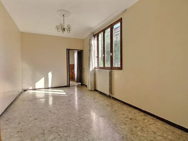 Maison 7 pièces 180 m²