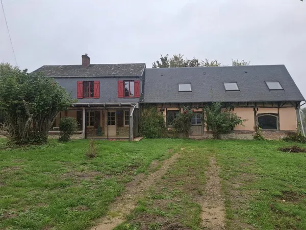 CHARMANTE MAISON