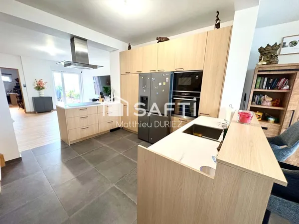 Maison rénovée de 105 m² avec jardin SPP 3 CH