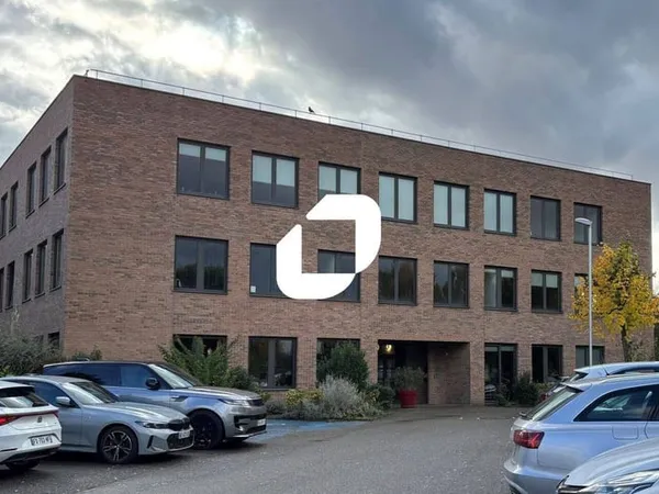 Bureaux 79 m²
