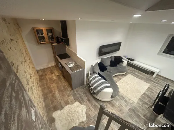 Troc immobilier - immeuble 3 logements + 1 600 m² constructibles - échange 06 / 83 / paris