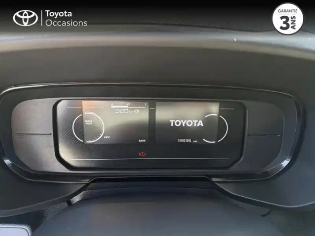 Toyota Proace city medium 130 d-4d startconfort 3pl bva mc24 — photo 14