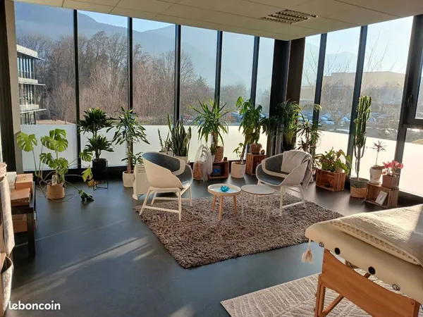 Local professionnel 33m2