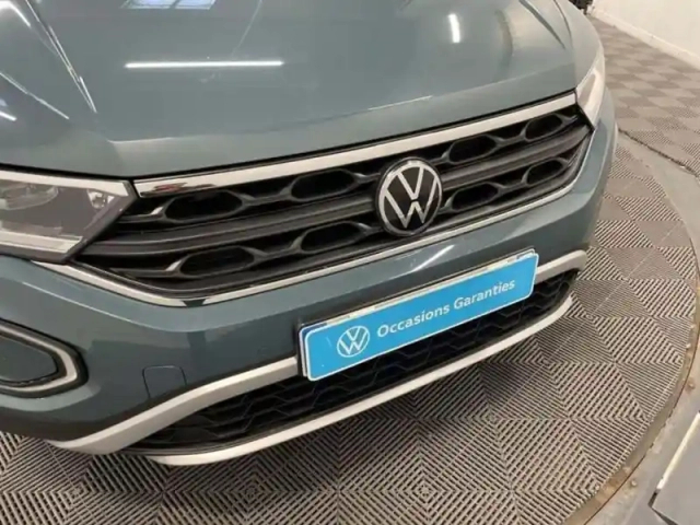 Volkswagen T-Roc 1.5 tsi evo 150 start/stop dsg7 life — photo 8