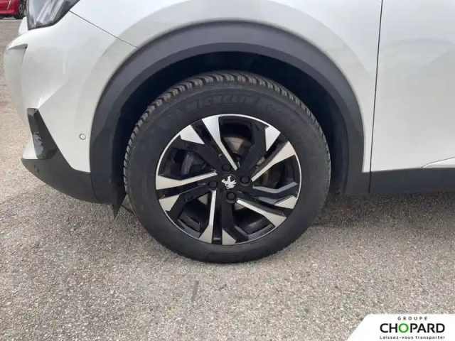 Peugeot 2008 puretech 130 gt — photo 14