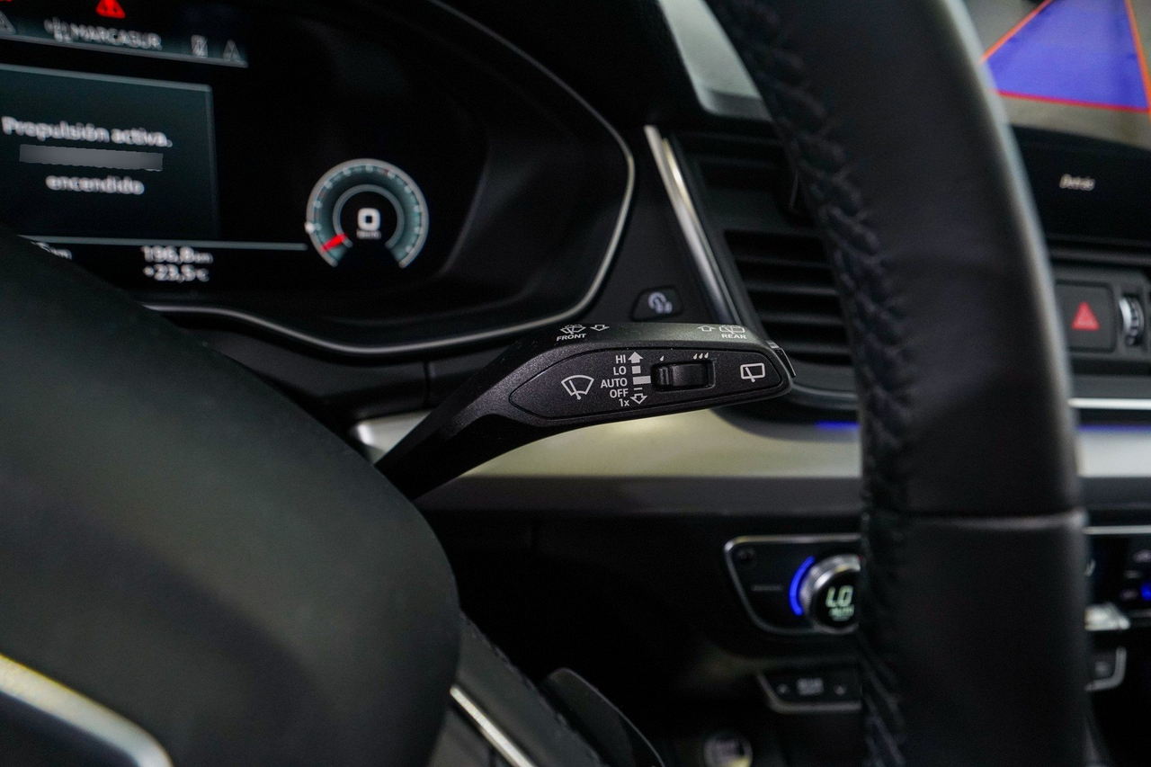 Audi Q5 — photo 20