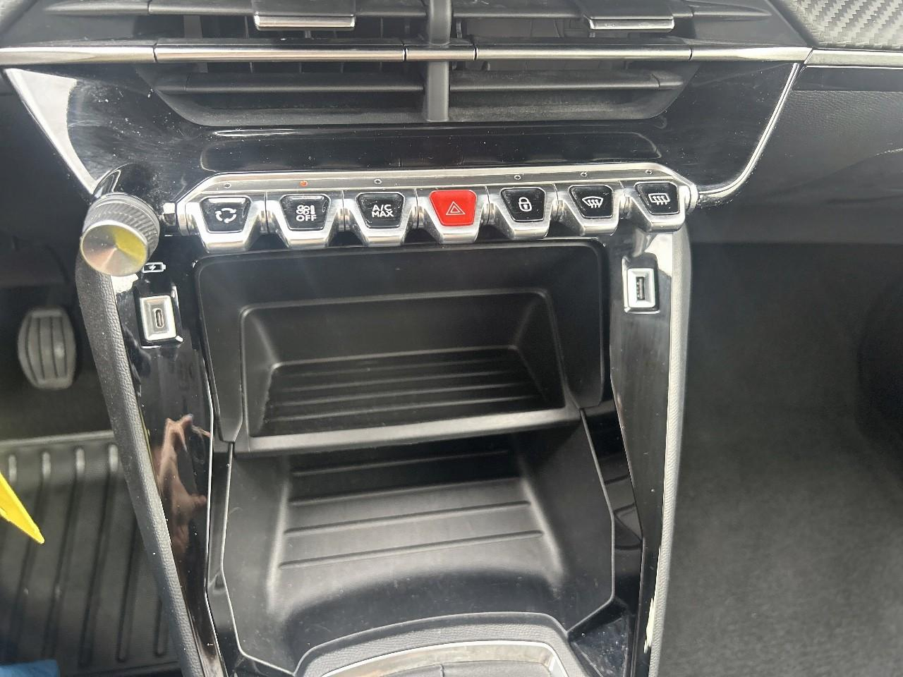 Peugeot 208 1.5 bluehdi 100 premium — photo 18
