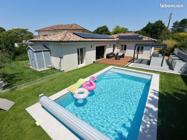 Montberon Centre village - Maison récente de 2019 (sous garanties) - 5 chambres - piscine chauffée -