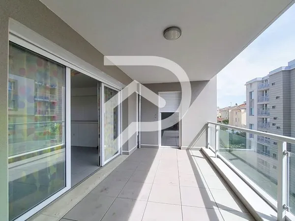 Appartement à vendre Montelimar 4 pièce(s) 90 m2