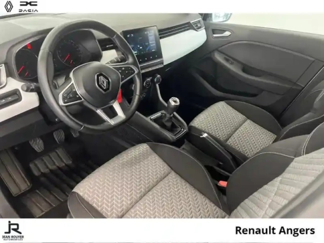 Renault Clio 1.5 blue dci 100ch evolution — photo 7