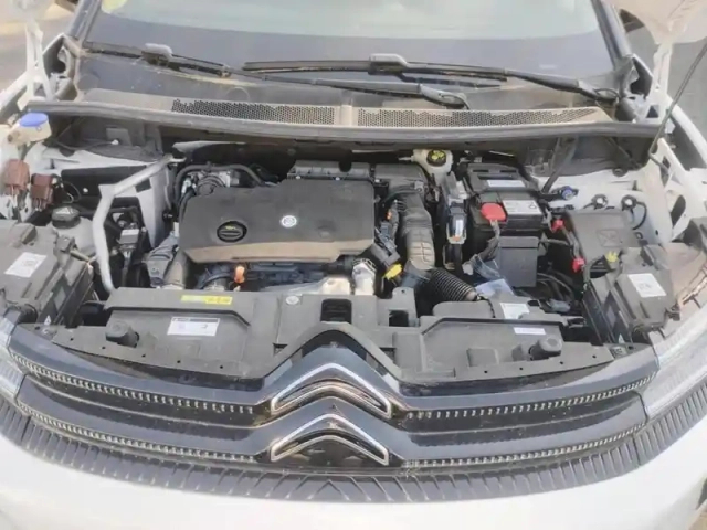 Citroën C5 Aircross bluehdi 130 s&amp;s bvm6 feel — photo 7