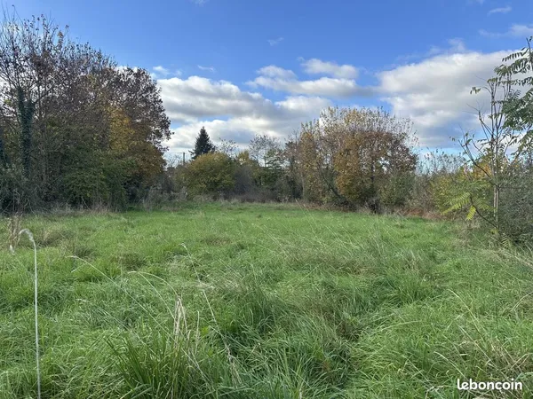 Terrain 75 m² AINAY LE VIEIL