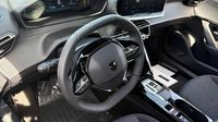 Peugeot 2008 e-2008 136ch Style — photo 9