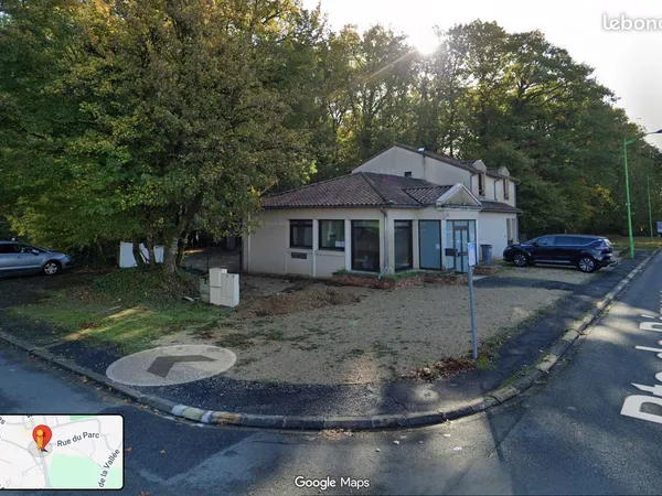 Ensemble immobilier de 200 m² - Fontaine-le-Comte