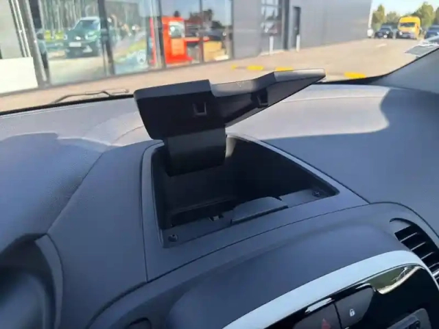 Renault Captur dci 90 e6c — photo 24