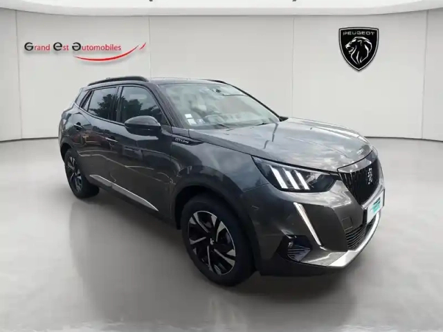 Peugeot 2008 1.2 puretech 130ch s&amp;s gt eat8 — photo 8