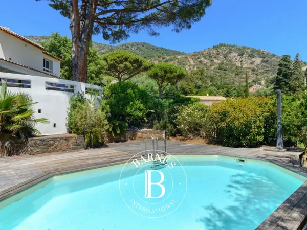 Le Lavandou - Aiguebelle - Villa 180 m² - Piscine - Aperçus mer
