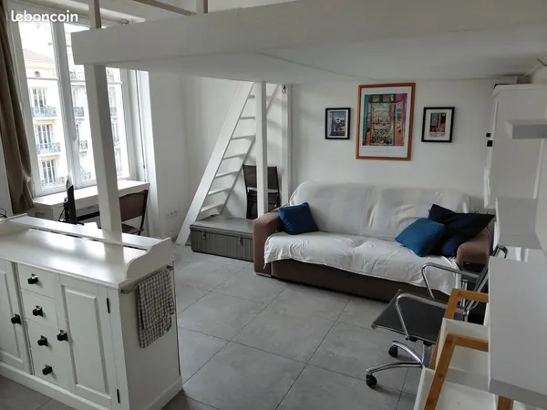 CONFORT, LUMIERE et TRANQUILITE - Studio 20m2