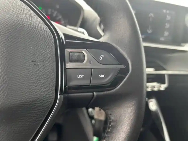 Peugeot 2008 puretech 130 s&amp;s eat8 — photo 76