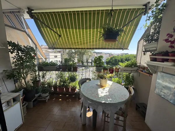 Appartement T3 - Dernier étage - balcon