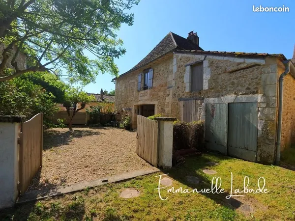 Maison 9 pièces 272 m²