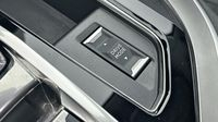 Peugeot 3008 1.2 PureTech 130ch S&S Roadtrip EAT8 — photo 17
