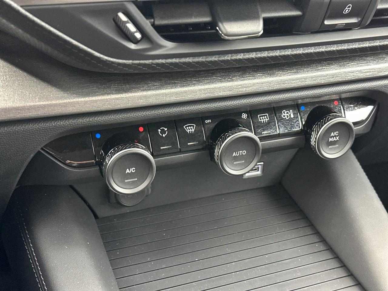 Citroën C5 X hybride rechargeable 225 s&s e-eat8 feel pack — photo 27
