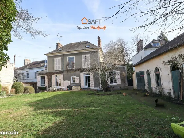 Propriété 7 pièces 187 m²