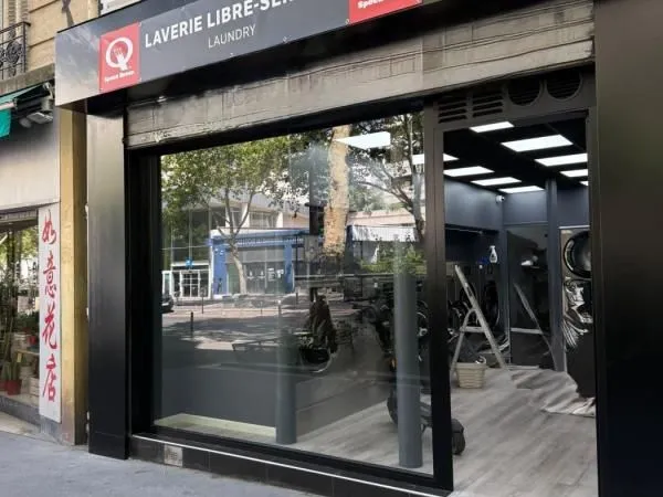 Commerce 110 m²