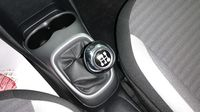 Toyota Aygo 1.0 VVT-i 72ch x-play 5P MY19 — photo 22