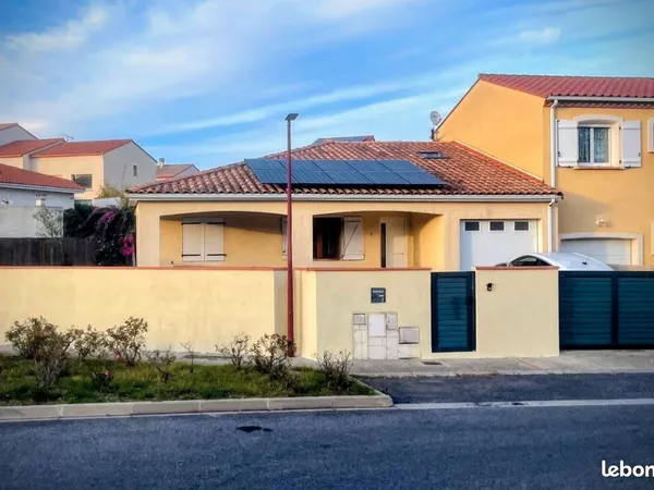 Villa Plain pied 3ch/bureau/piscine 126m2