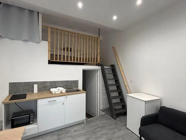 À louer T1 bis avec mezzanine
