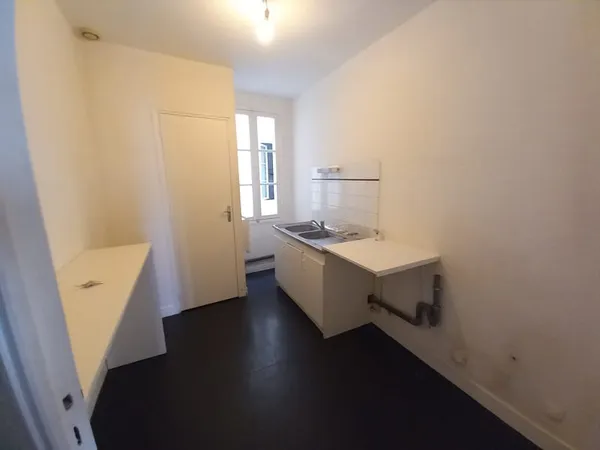 T3 d'environ 67.98 m² - À Proximité immédiate de la faculté de Psychologie et du tramway B