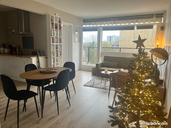 Appartement meublé lumineux avec balcon