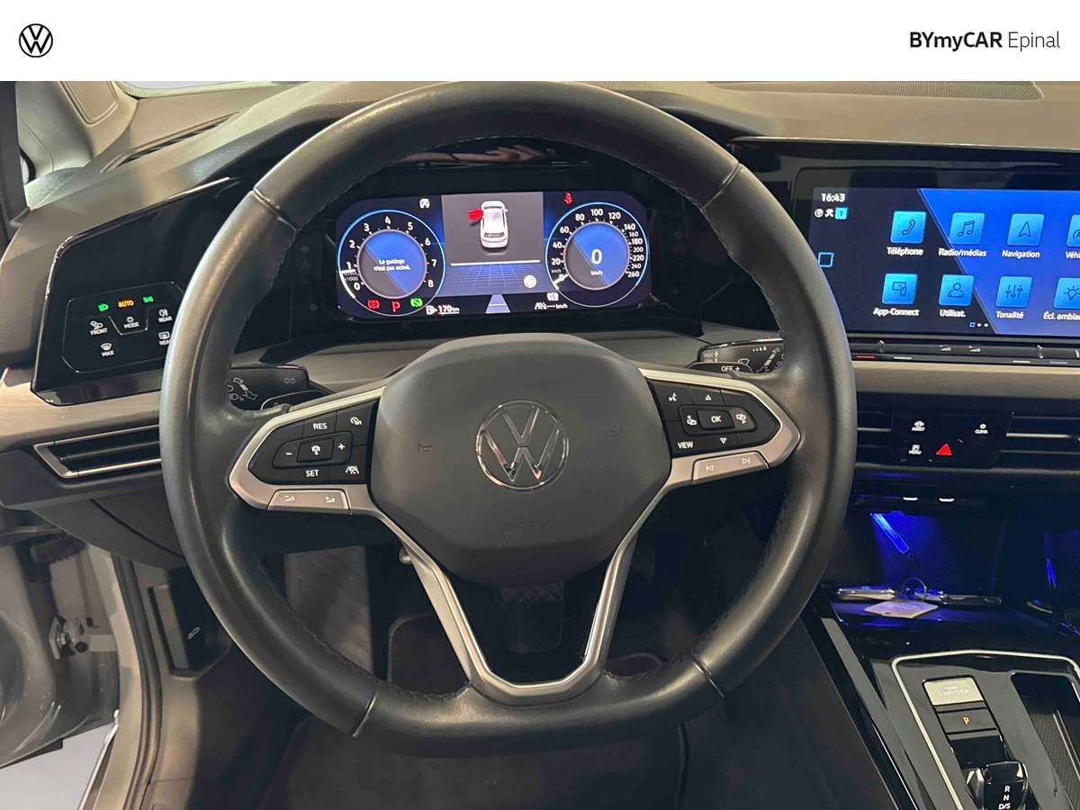 Volkswagen Golf 1.5 eTSI OPF 150 DSG7 — photo 10
