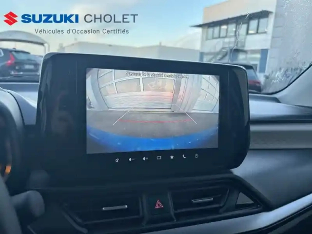 Suzuki Swift 1.2 dualjet hybrid — photo 19