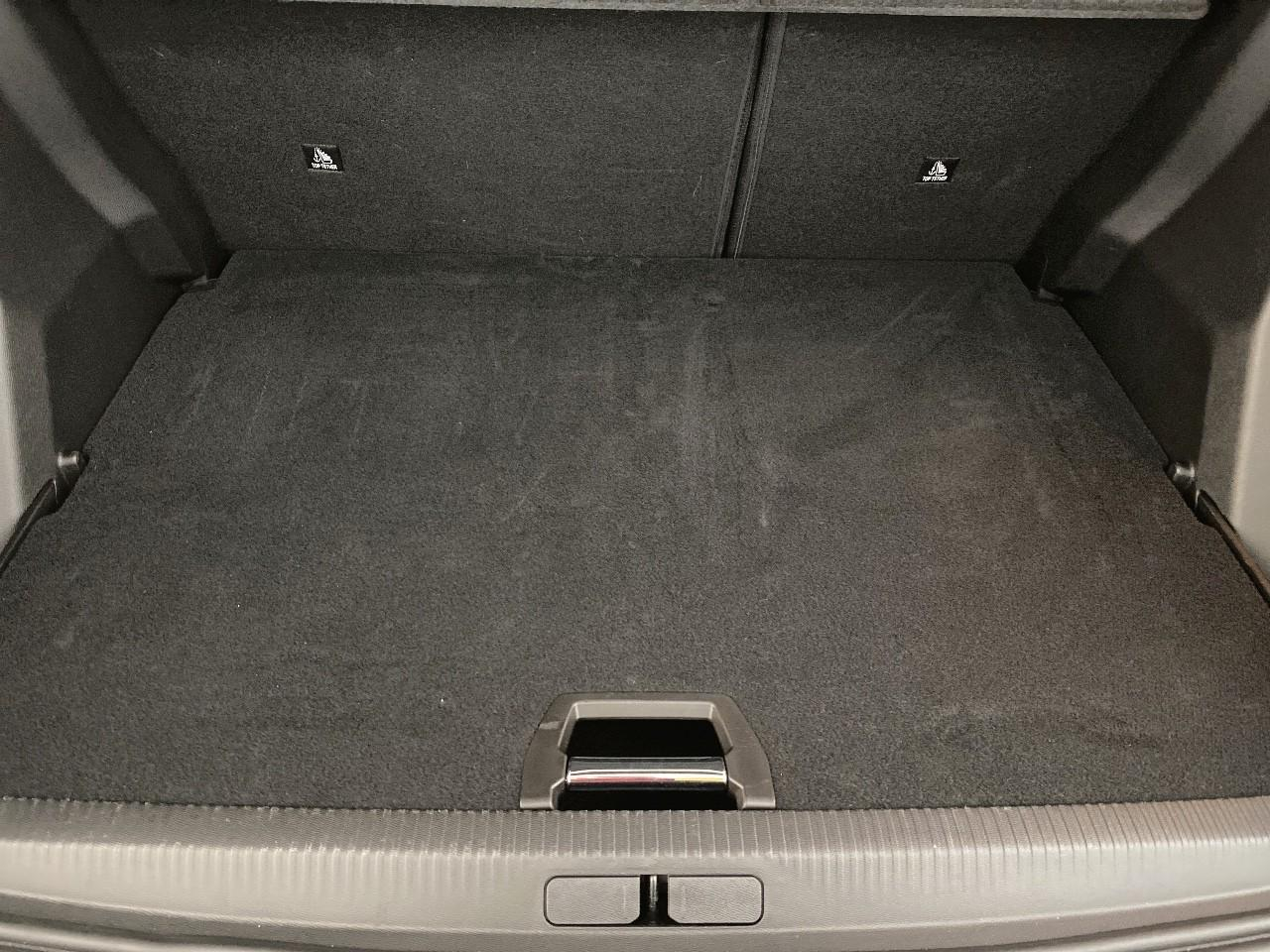 Peugeot 2008 hybrid 145 ch e-dcs6 allure — photo 6