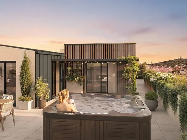 AGDE PENTHOUSE DE 130 M² + 130 M² DE TERRASSE PANORAMIQUE