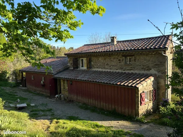 Maison et dépendances